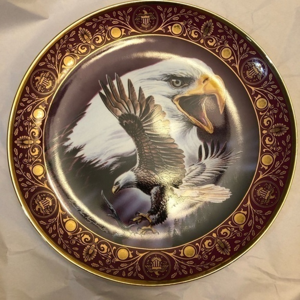 Majestic Eagle Decorative Plate